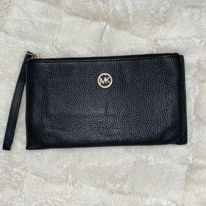 Michael Kors Wallet/Wristlet